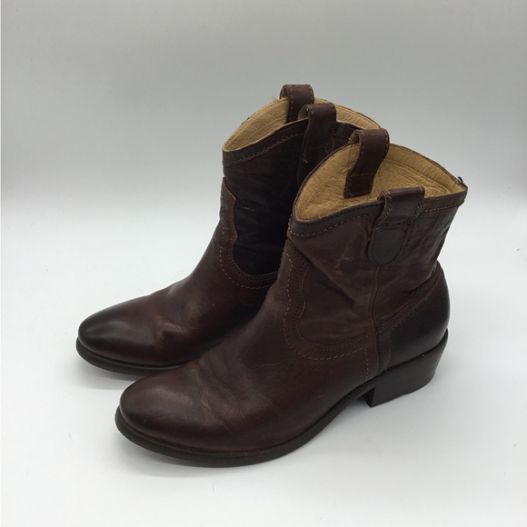 Frye Carson Western Tab Shortie Boot - Picture 2 of 10